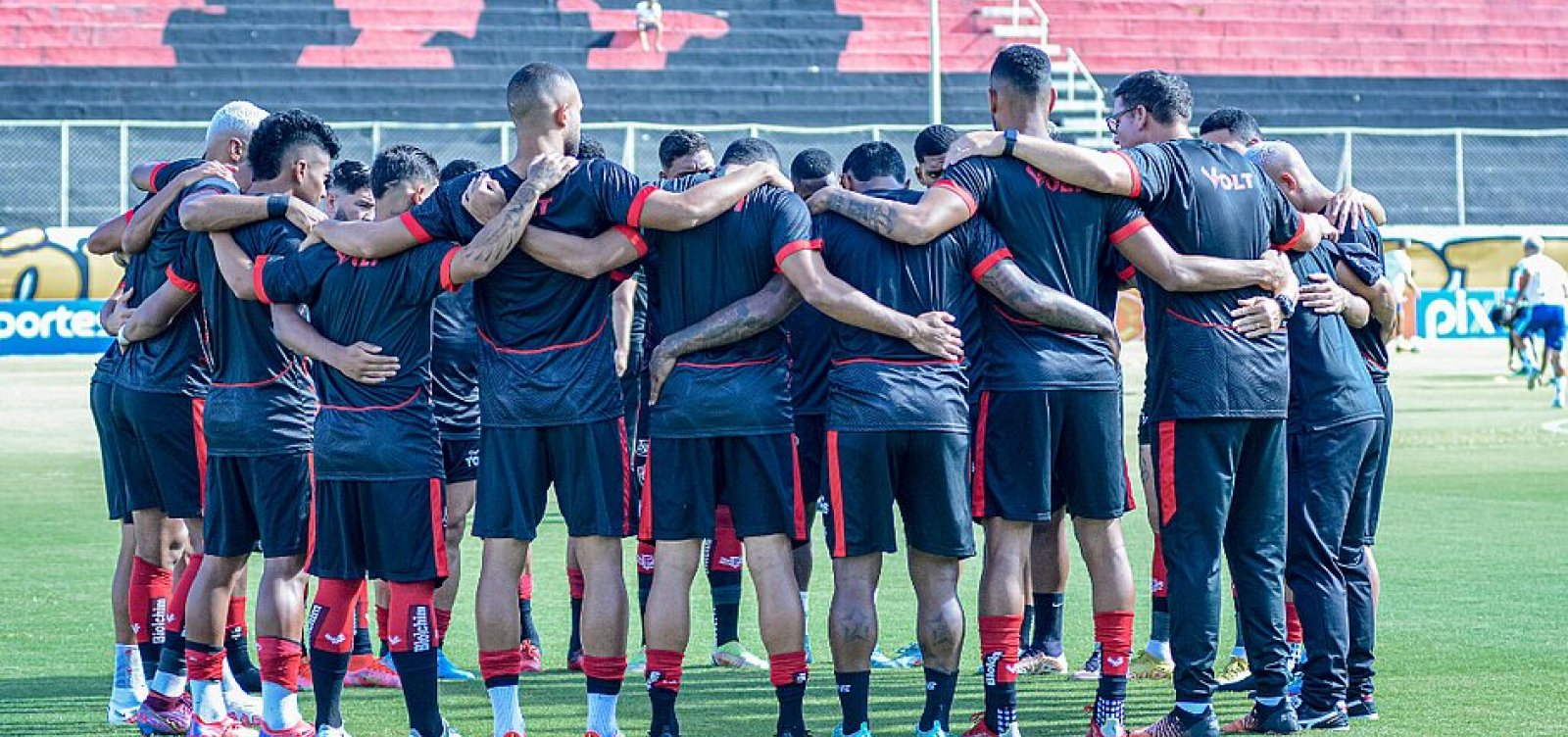 Vitória busca primeiro triunfo no Baianão contra Juazeirense nesta quarta