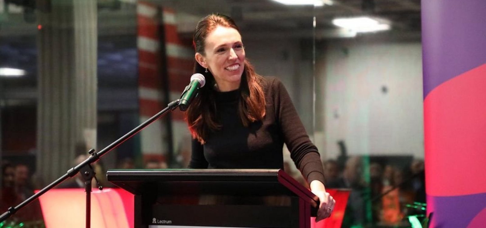 Primeira-ministra da Nova Zelândia, Jacinda Ardern renuncia: "Não tenho mais combustível para continuar"