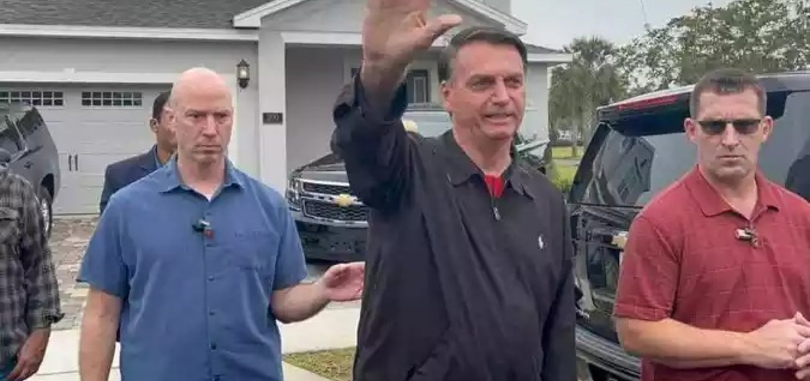 Meet and greet: evento com Bolsonaro em Orlando cobra até US$50 para ficar perto do ex-presidente