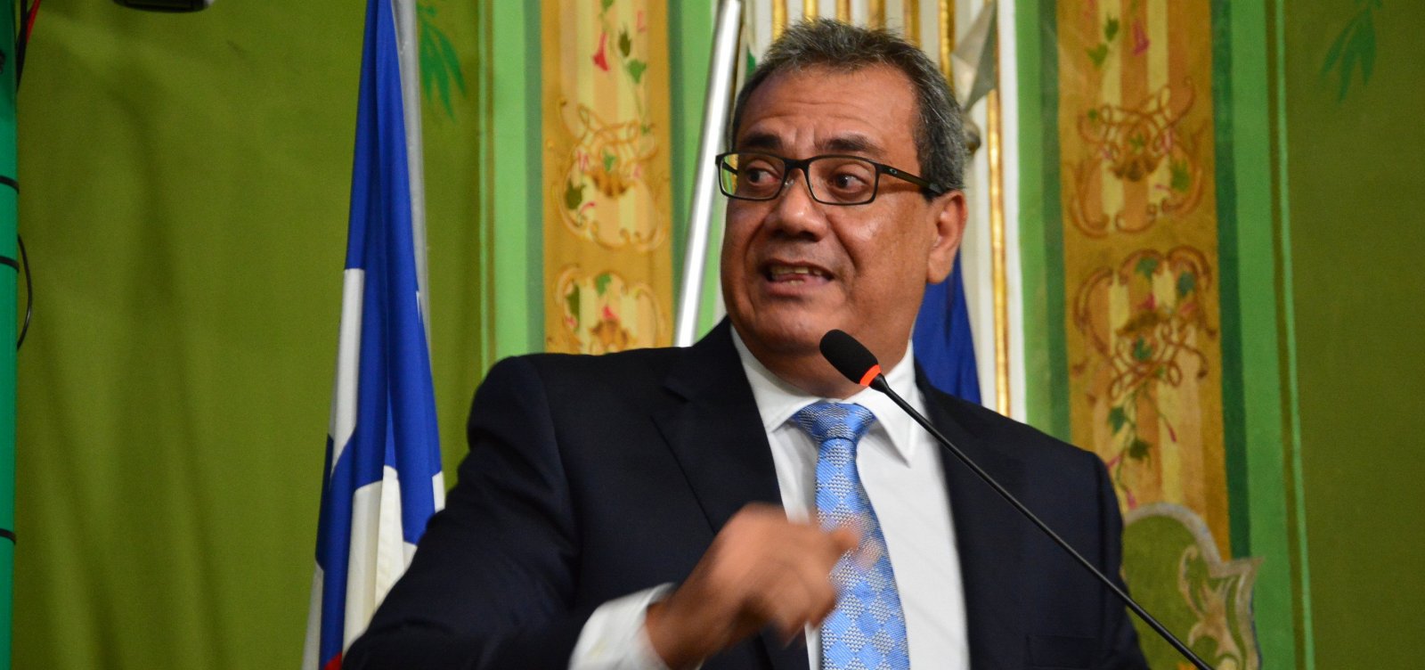 Presidente da Câmara de Salvador confirma que negocia filiação ao PL