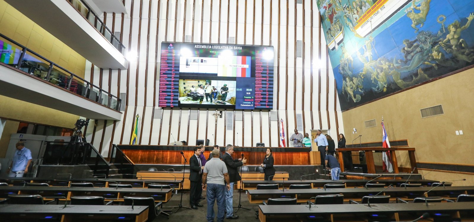 Deputados estaduais tomam posse na AL-BA nesta quarta-feira