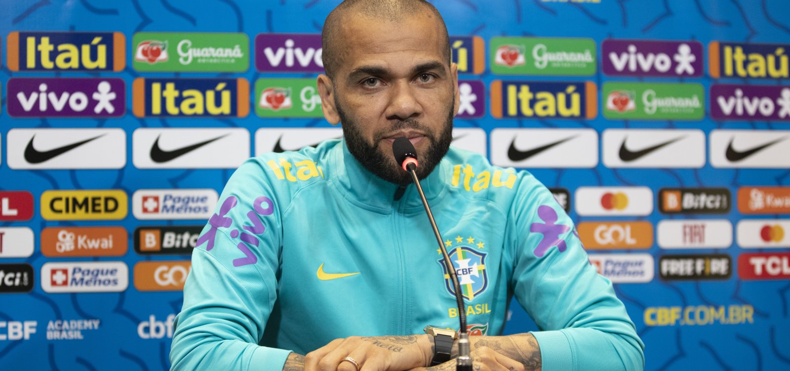 Defesa de Daniel Alves alega que não houve estupro porque mulher estava lubrificada e especialistas rebatem