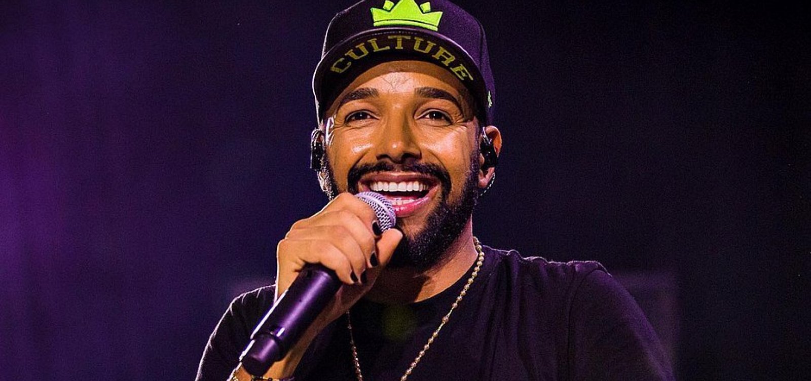 Vocalista do Unha Pintada segue internado em Aracaju