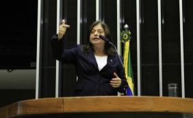 Alice diz que condução coercitiva visa manchar candidatura de Lula em 2018