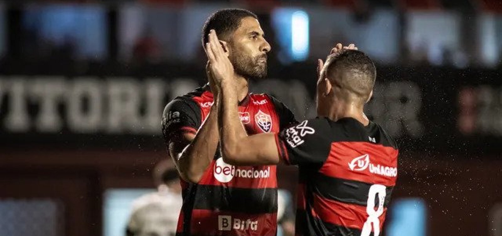 Já eliminado, Vitória consegue primeiro triunfo na Copa do Nordeste contra Ceará