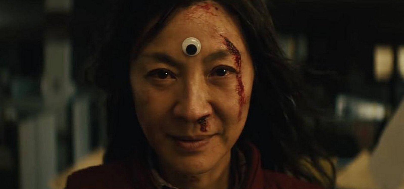 Ao premiar Michelle Yeoh, Oscar consagra atriz asiática pela primeira vez 