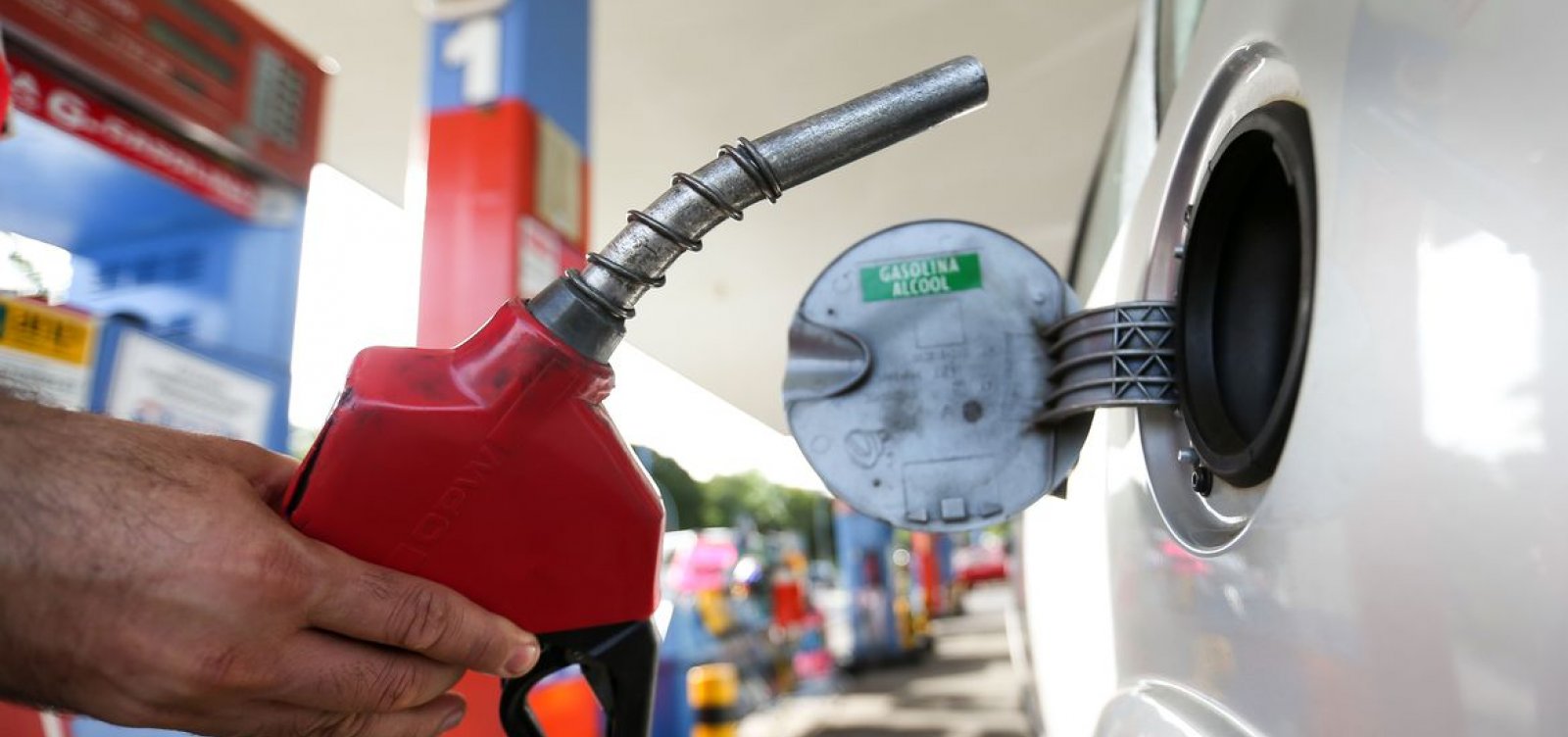 Acelen anuncia redução no preço dos combustíveis na Bahia