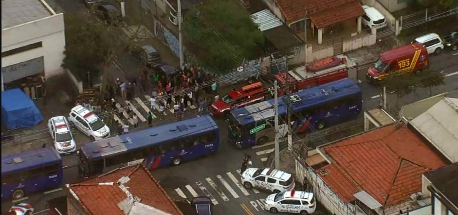 Professora De 71 Anos Morre Após Ser Esfaqueada Em Ataque A Escola De