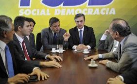 Maduro classifica como"manobra midiática" ação de senadores brasileiros