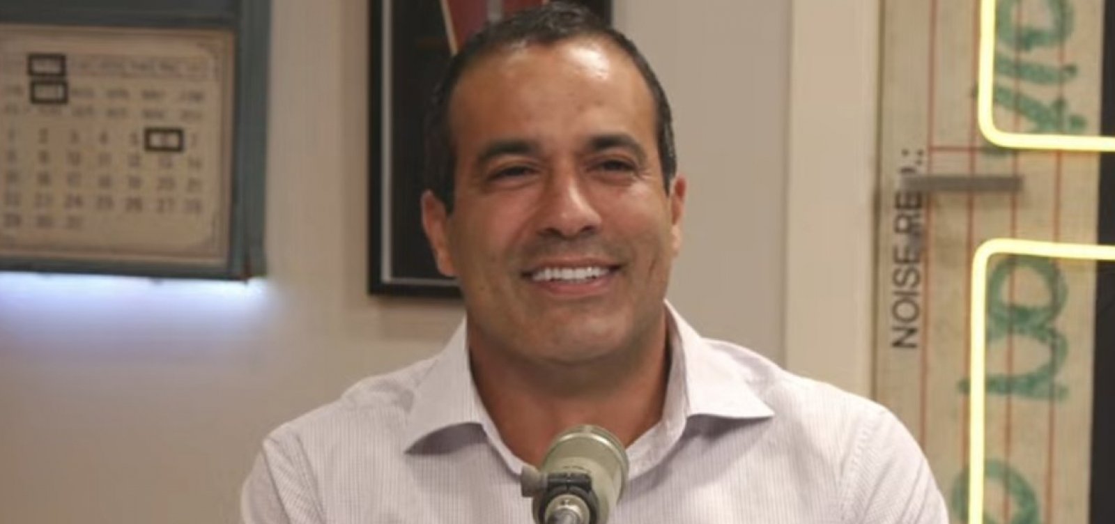 “Ganhei 25 mil seguidores”: Bruno Reis relembra “cantada” de Anitta no Carnaval