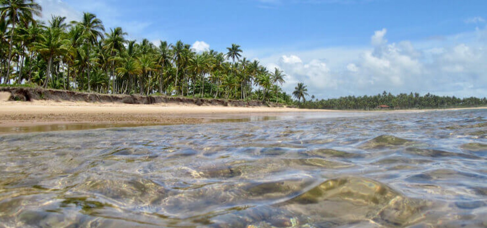 Homem &eacute; morto a tiros dentro de pousada na Pen&iacute;nsula de Mara&uacute;