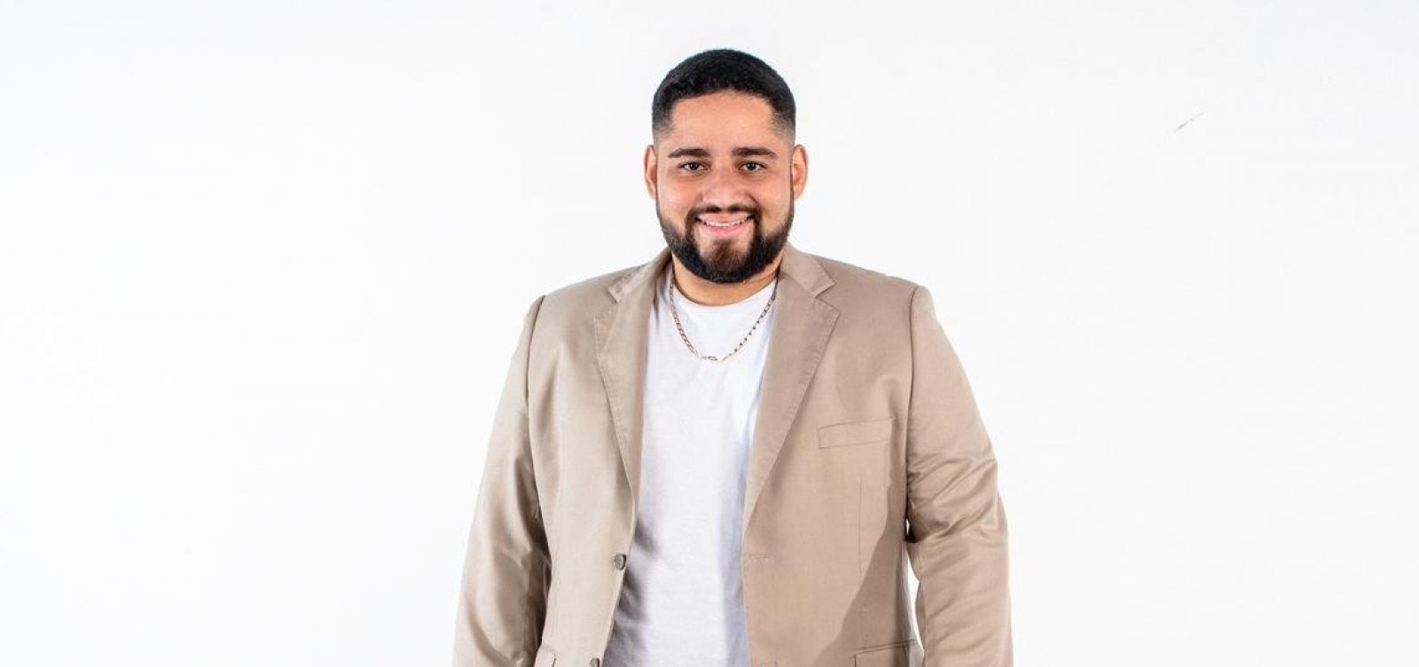 Aí vêm elas recebe o humorista Daniel Ferreira nesta terça-feira