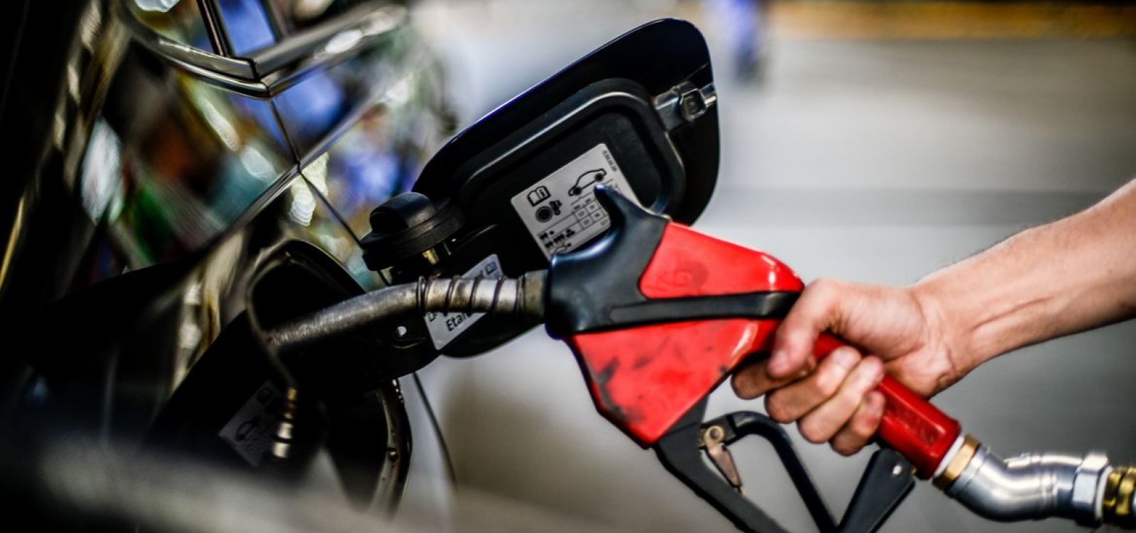 Pa&iacute;ses-membros da Opep+ anunciam corte surpresa na produ&ccedil;&atilde;o de petr&oacute;leo 