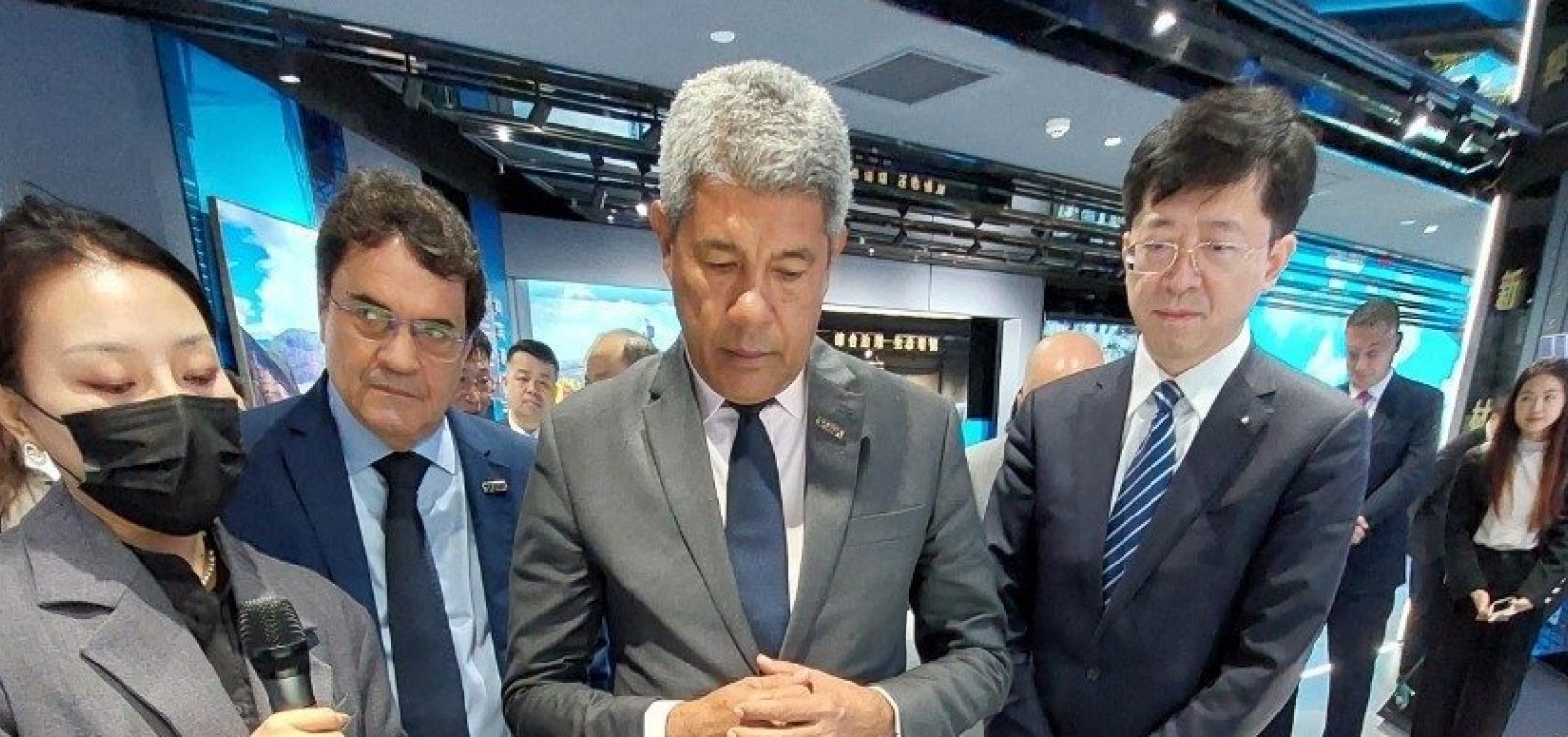 Jerônimo Rodrigues diz que fábrica chinesa quer instalar empresa eólica em Camaçari
