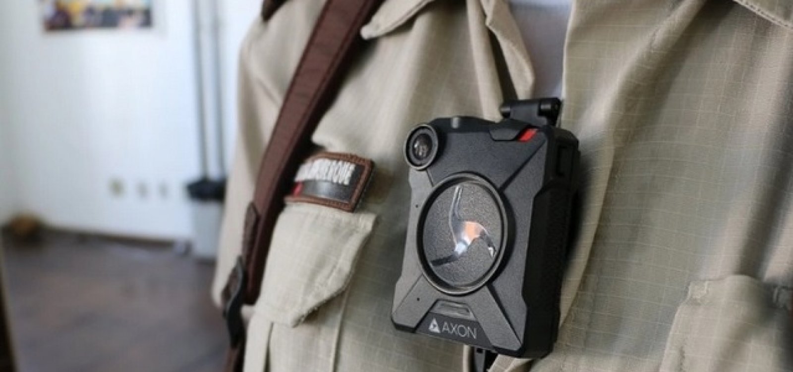 Um ano após anúncio, implantação de câmeras em uniformes da PM está emperrada na Bahia
