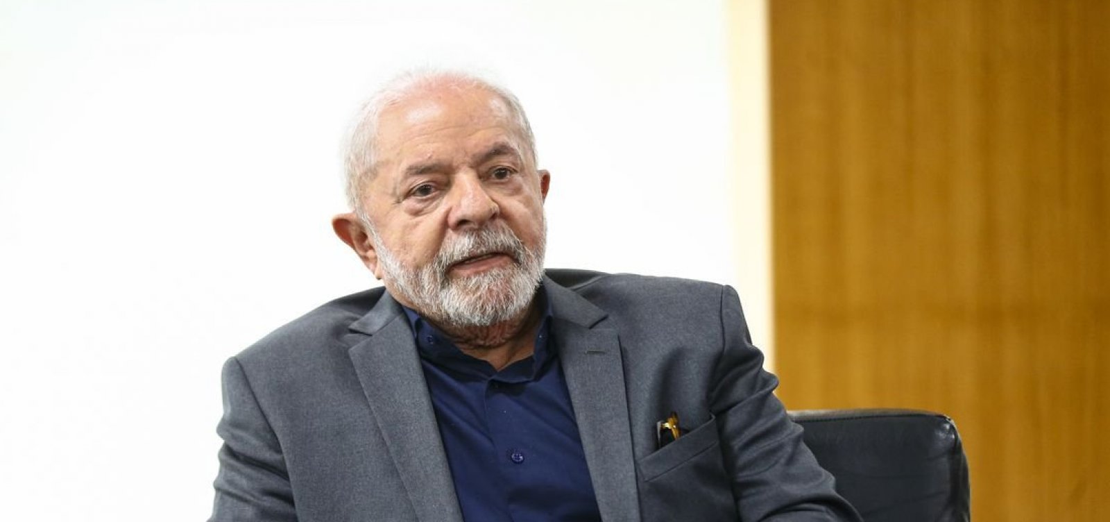 Lula recebe conselho para demitir general que comanda o GSI