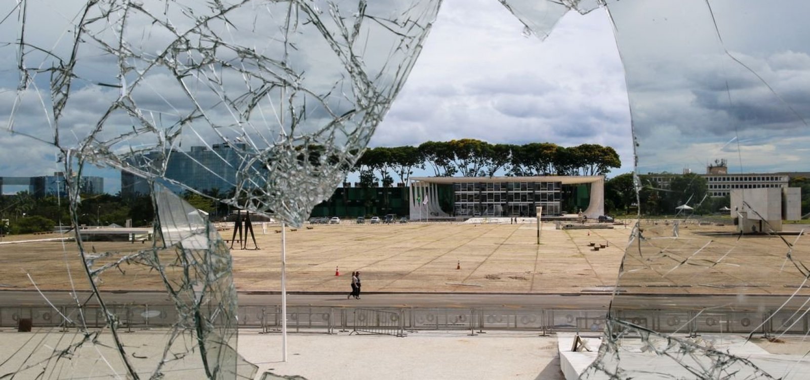 STF forma maioria para tornar réus os 100 primeiros denunciados pelos ataques de 8 de janeiro