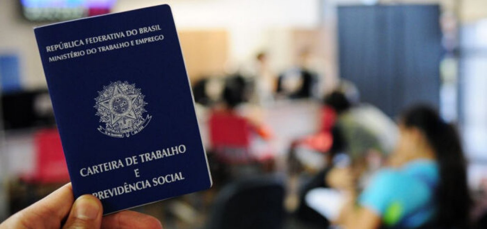 Loja de empresa francesa deve abrir 600 vagas de emprego em Salvador 