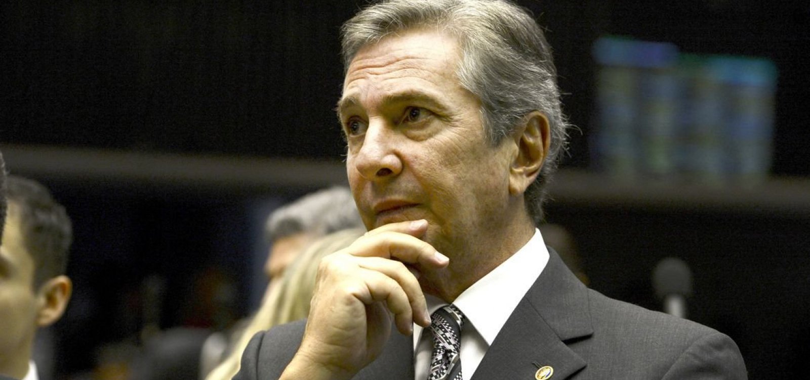 Ex-presidente Collor divide em 60 parcelas dívida milionária de IPVA de carros de luxo