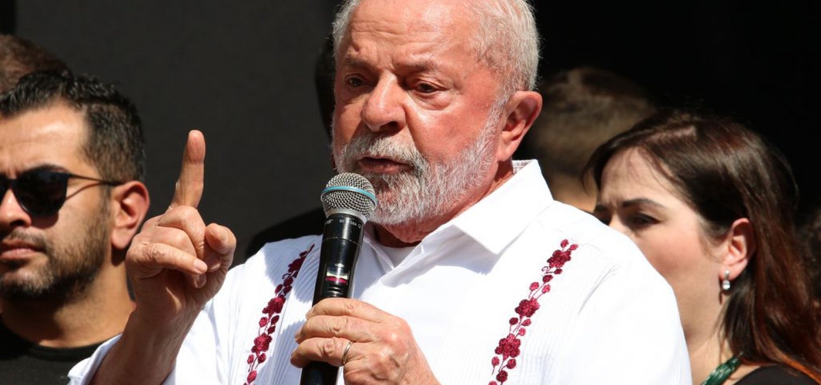 "Todas as pessoas que tentaram dar um golpe serão presas", diz Lula sobre atos do 8 de janeiro