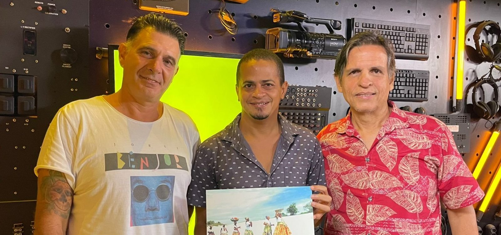 Amadeu Alves e Gregory Tunesi falam sobre lançamento do LP As Ganhadeiras de Itapuã