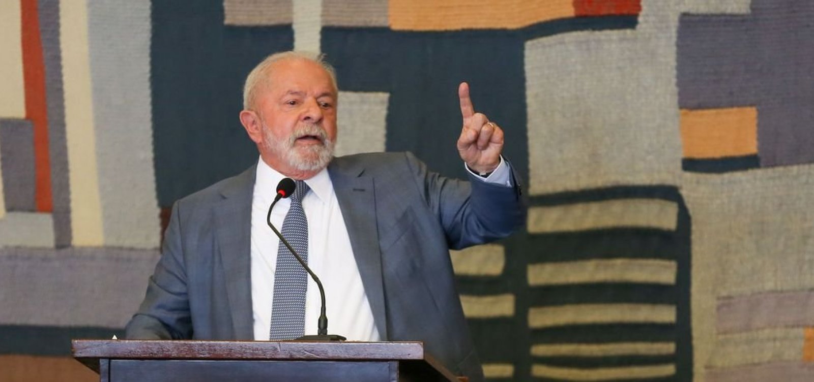 Lula cobra publicamente ministro após primeira derrota do governo no Congresso