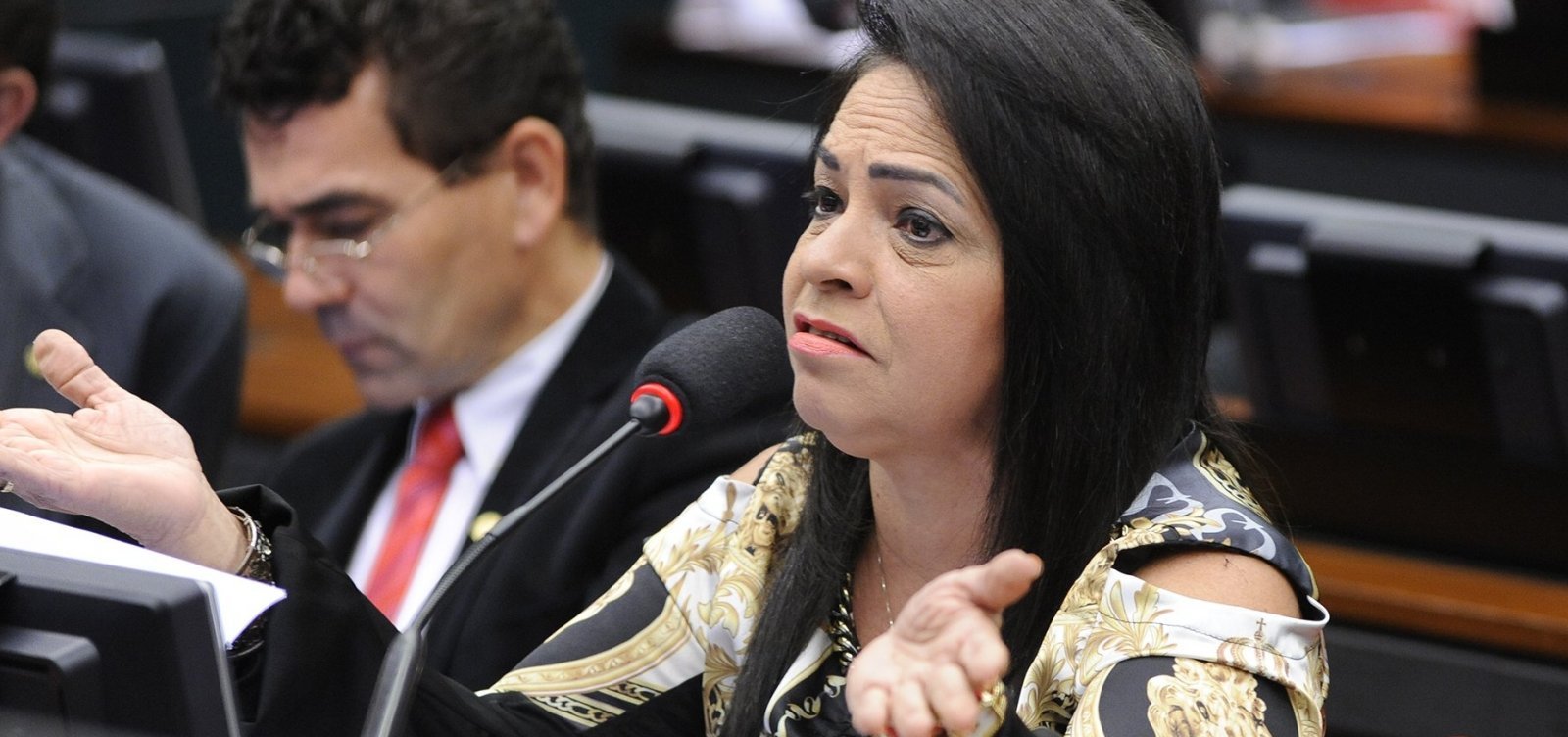 Moema Gramacho acena com possibilidade do PT abrir mão da Prefeitura de Lauro em 2024