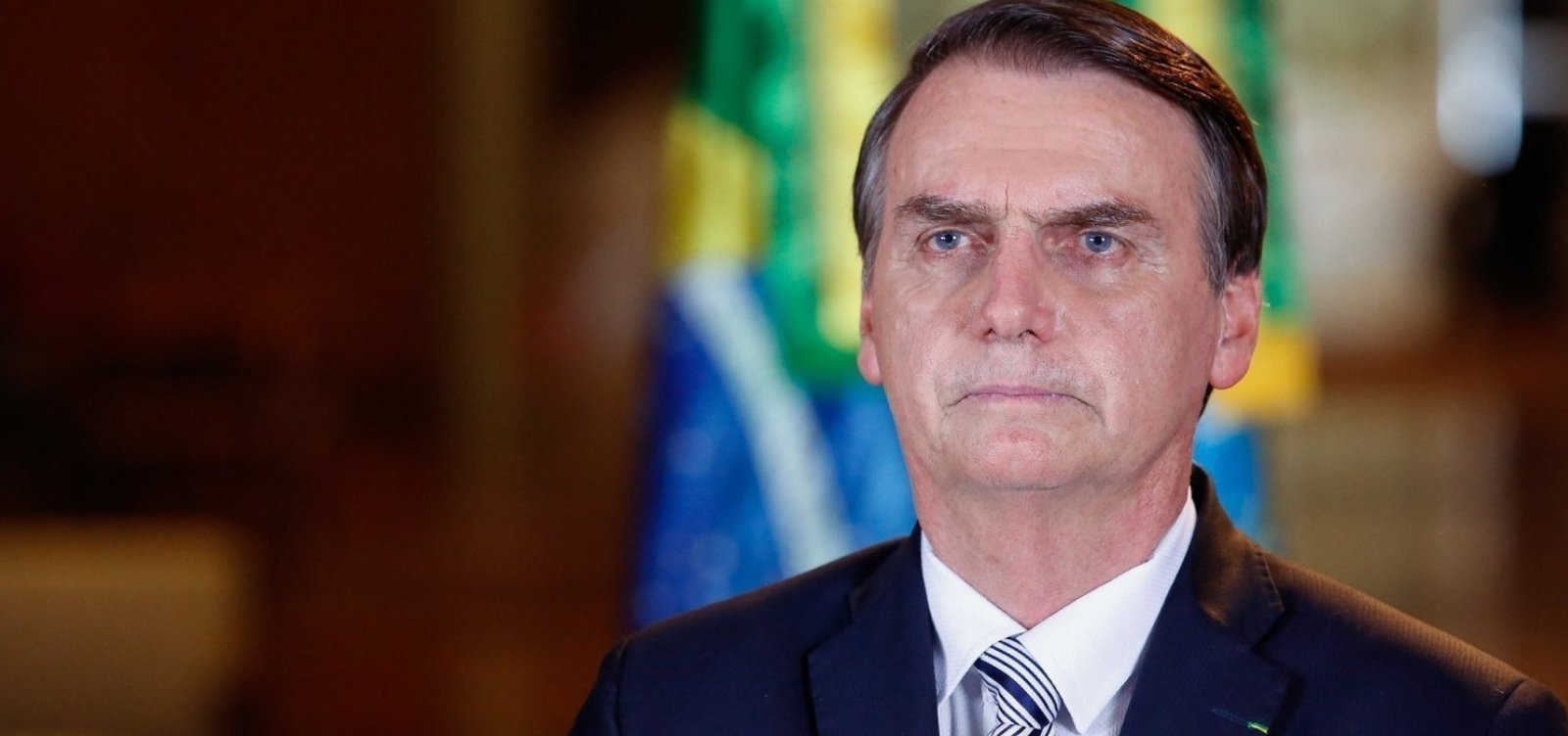 Bolsonaro pressiona bancada do PL para votar contra remuneração de veículos jornalísticos em PL das Fake News