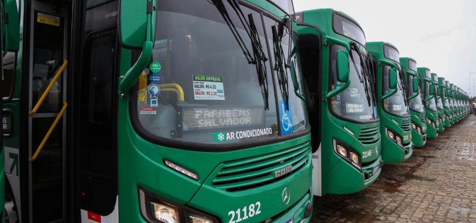 Após assembleia, rodoviários decretam estado de greve em Salvador 