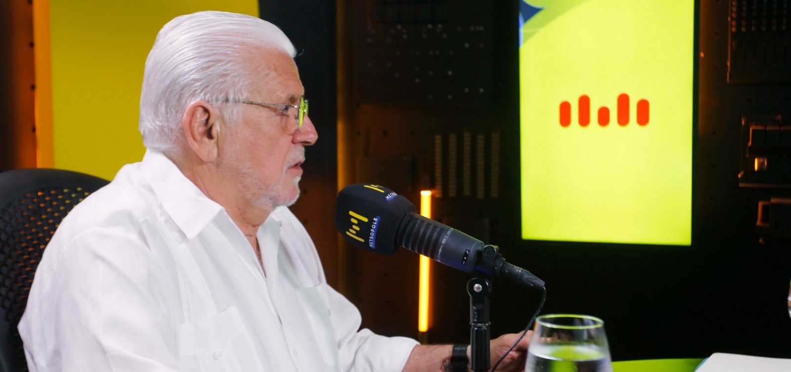 Governo Bolsonaro viciou Congresso em emendas secretas, diz Jaques Wagner