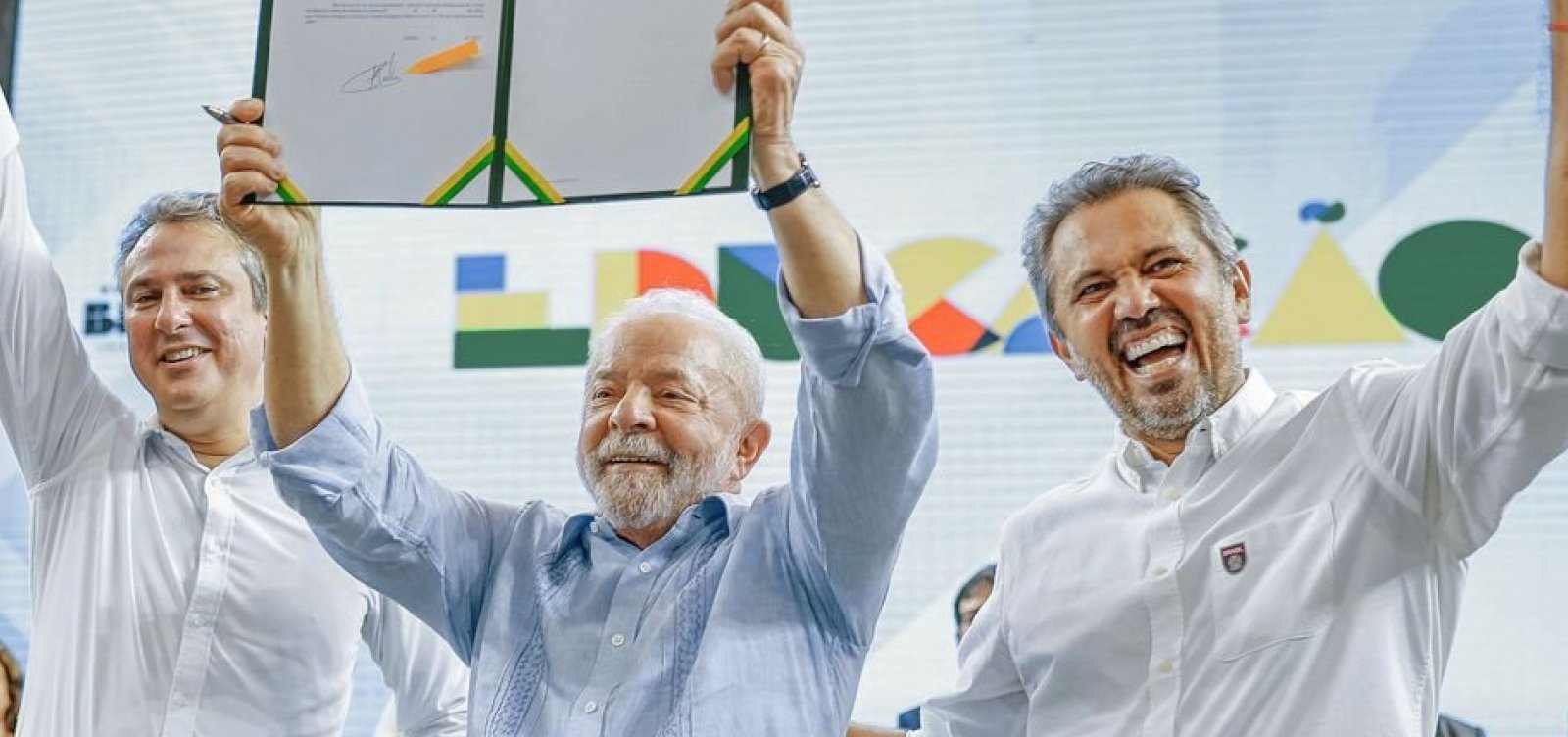 Lula fala sobre investigações e diz que Bolsonaro está “com o rabinho preso”