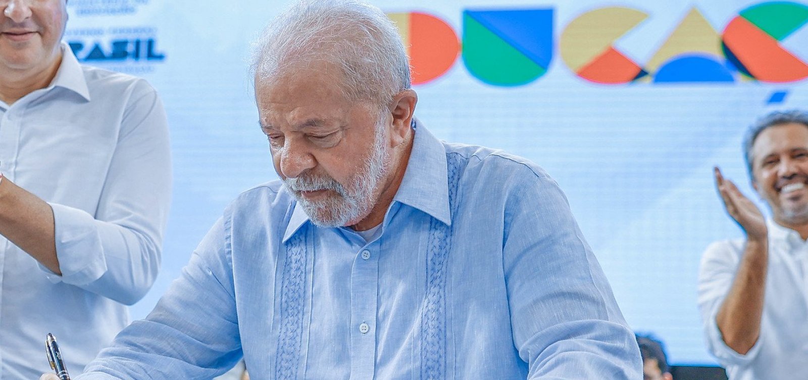 Lula está ansioso e triste com dificuldades para governar, dizem auxiliares do presidente