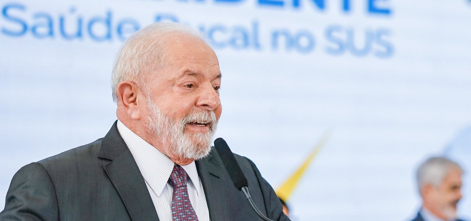 Lula avisa que governo não aceitará divisão no PT durante votação do arcabouço fiscal