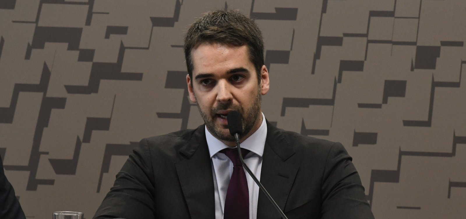 Eduardo Leite vem a Salvador na próxima semana para participar de evento do PSDB