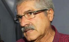 José Rocha e dois conselheiros são acusados de quebra de decoro no Vitória