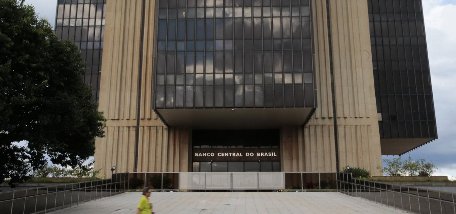 Boletim Focus projeta inflação de 5,8% em 2023