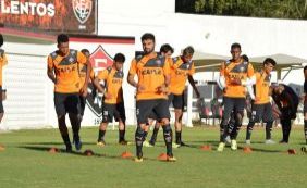Mancini faz últimos ajustes no Vitória em treinamento antes do Ba-Vi