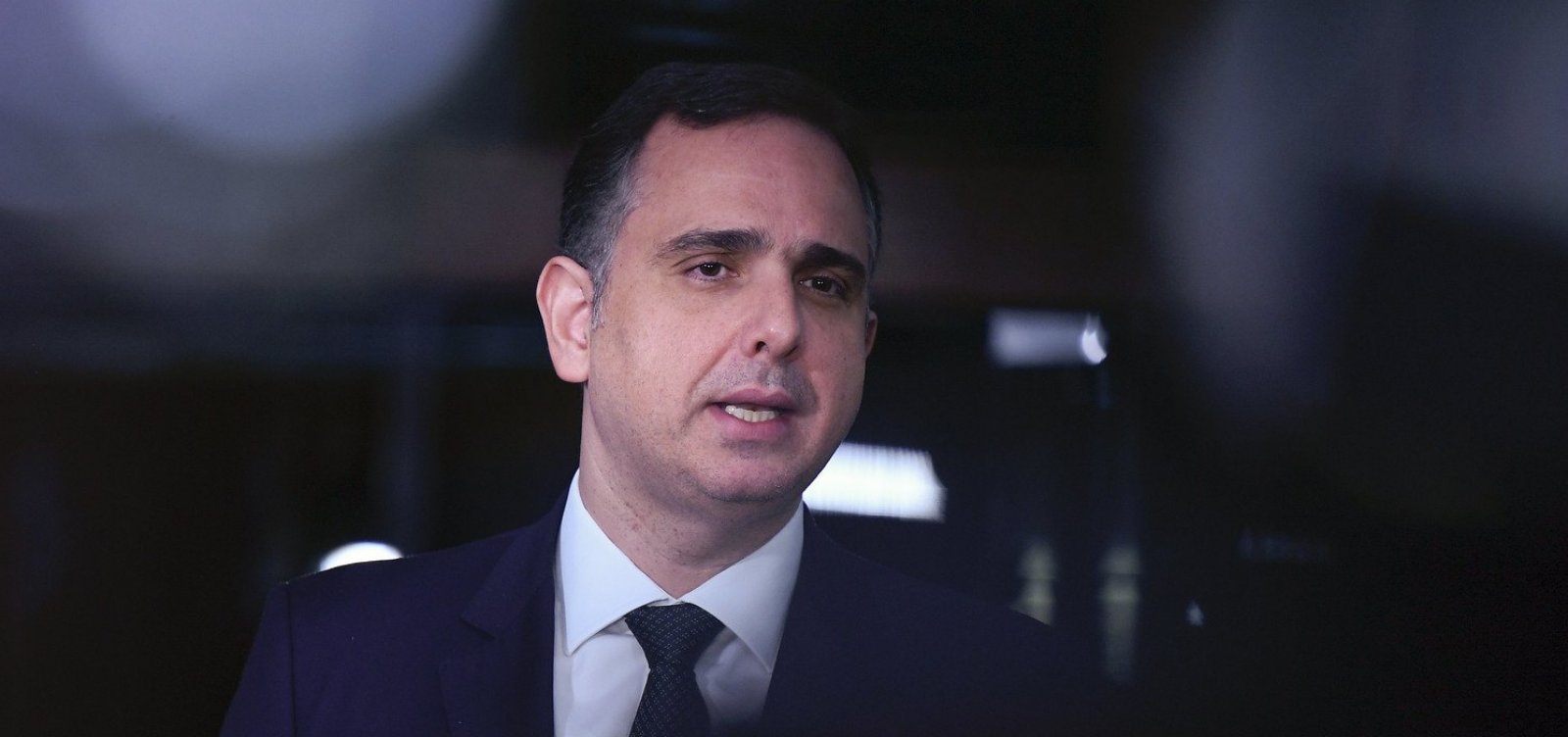 Pacheco confirma que Lula irá indicar Zanin para o STF