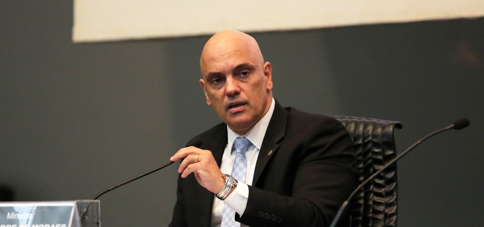 Moraes vota contra Marco Temporal e julgamento volta a ser suspenso no STF