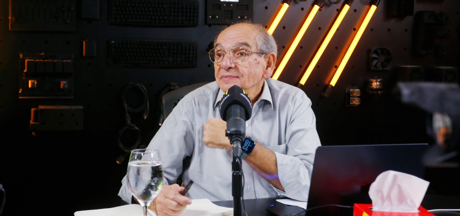 Mário Kertész critica "acomodação" do movimento estudantil e perda de relevância ao longo dos anos