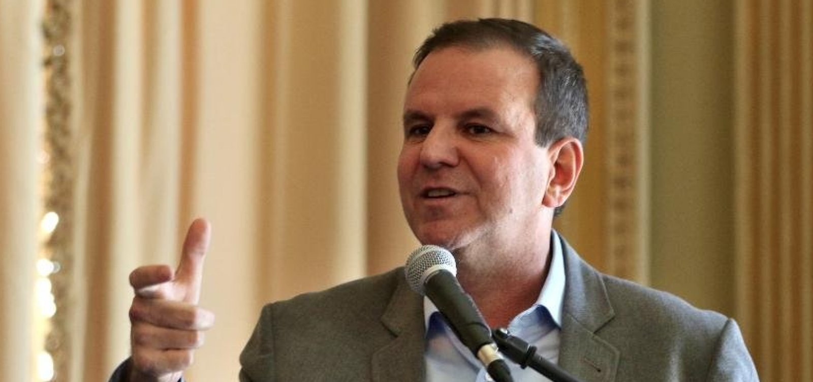 Eduardo Paes diz que protestos de 2013 causaram crise na democracia e levaram a extrema direita ao poder