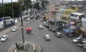 PM que se jogou da janela ao ter casa invadida morre em Salvador