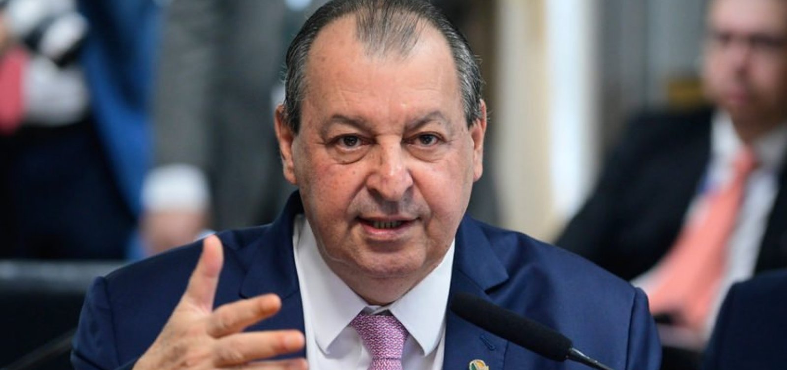 Arcabouço fiscal deve ser votado no Senado até 21 de junho, diz relator 