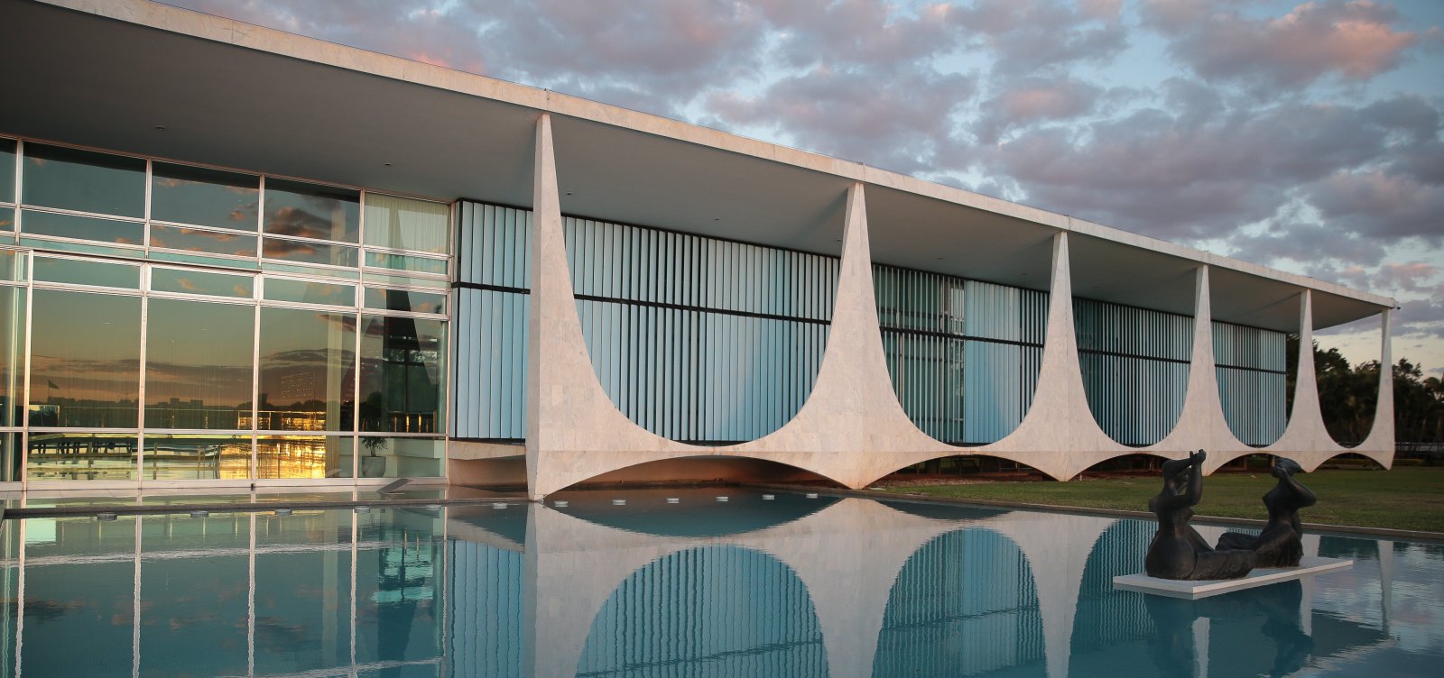 GSI quebra sigilo e passa a revelar visitantes recebidos por Lula no Alvorada