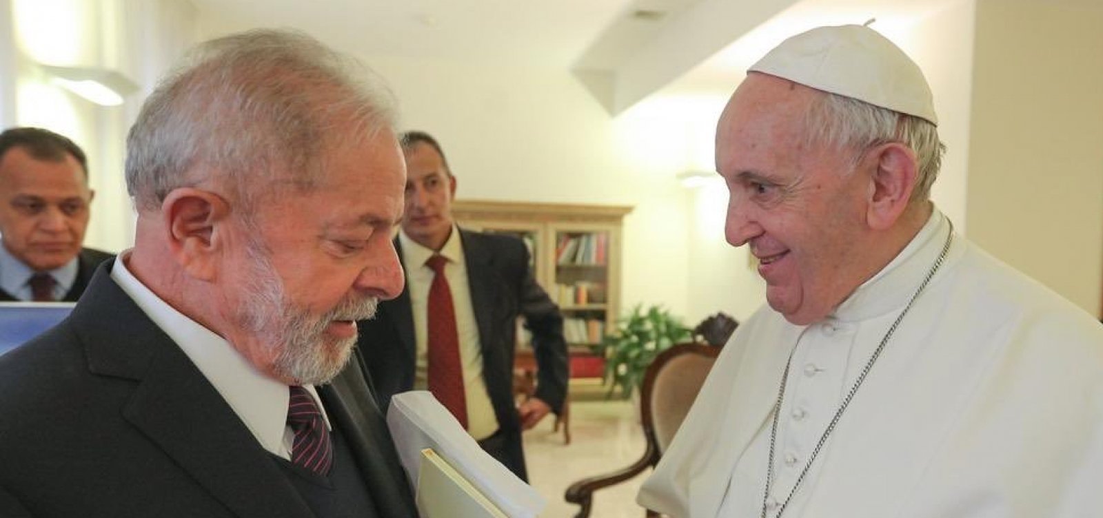 Encontro com Lula faz parte de plano do papa Francisco para facilitar negociações de paz na Ucrânia