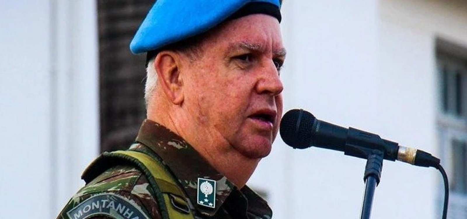 Após ser colocado para reserva, general citado em conversas golpistas recebe R$280 mil