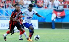 Vitória derruba invencibilidade do Bahia e vence por 2 a 0 na Fonte Nova