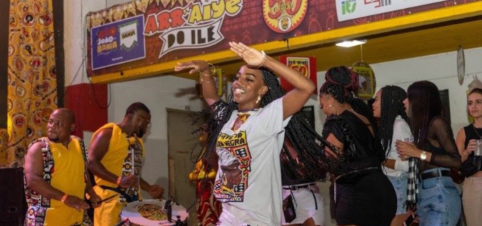  Arr’Aiyê mistura ritmos afro e junino na Senzala do Barro Preto