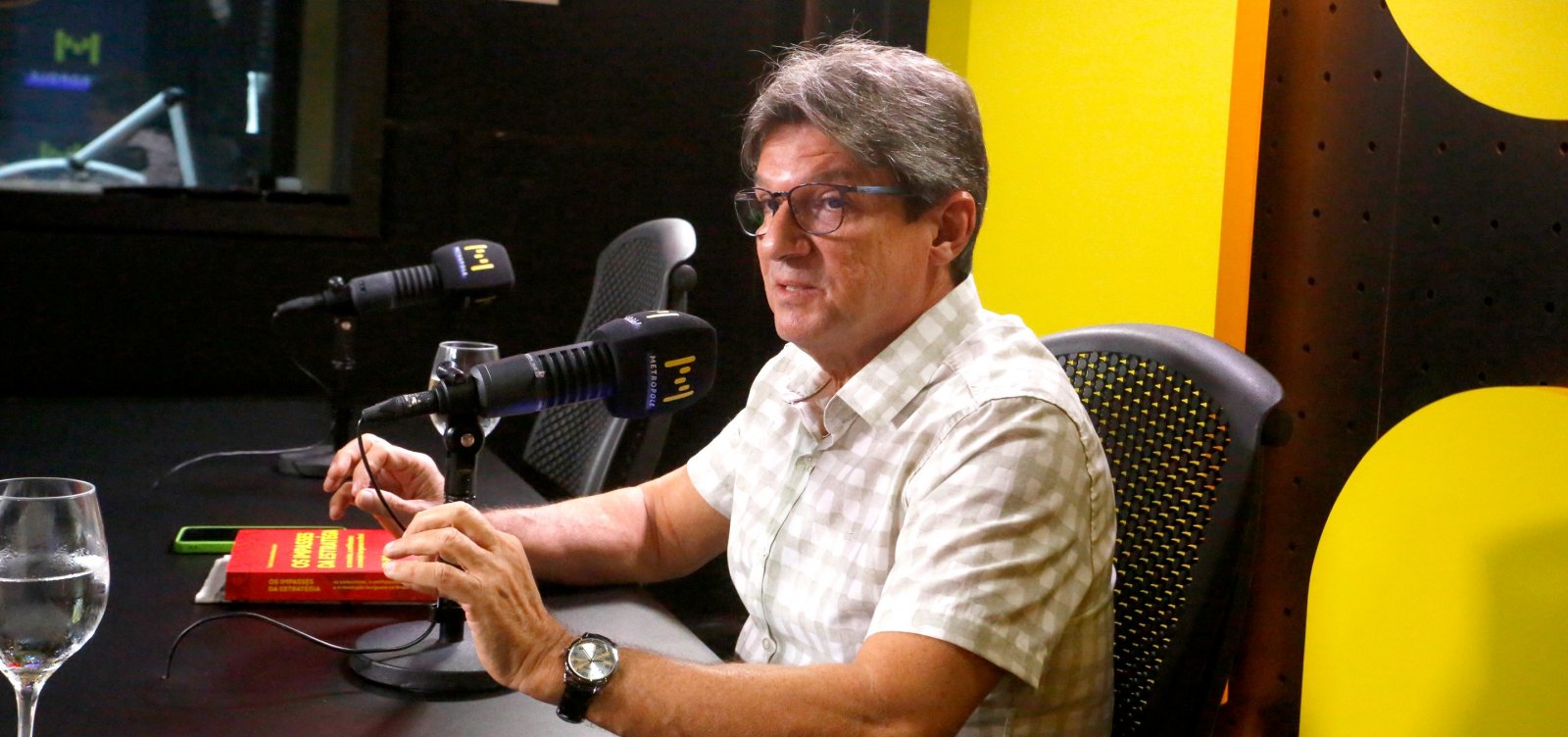 Historiador afasta qualquer possibilidade de comunismo no Brasil: "Não tem nenhum risco"