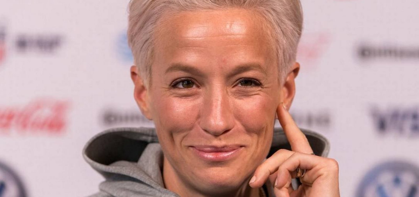 Megan Rapinoe, referência no futebol feminino, anuncia aposentadoria
